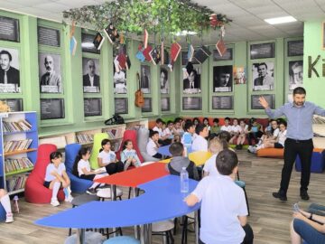 Kuşadası İlkokulu Okur Yazar Buluşması Kuşadası İlkokulu Okur Yazar Buluşması