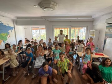 Kuşadası Artes Çocuk Kulübü Okur Yazar Buluşması