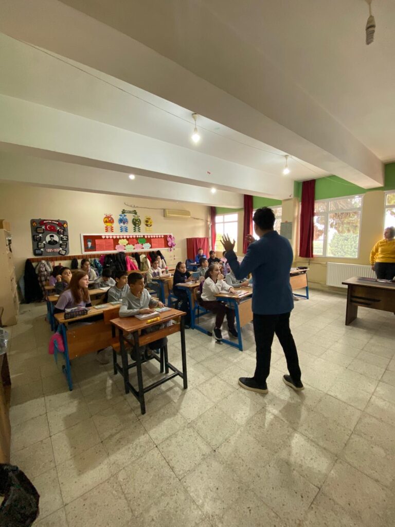 Söktaş 75.Yıl İlkokulu Okur Yazar Buluşması Söktaş 75.Yıl İlkokulu Okur Yazar Buluşması